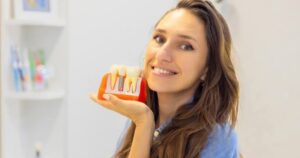 Chăm sóc răng sau khi cắm implant